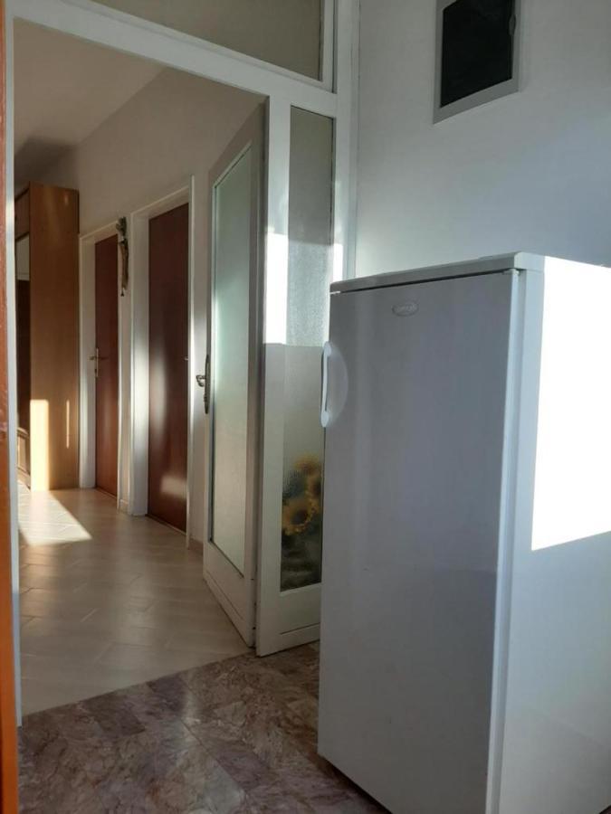 Rooms And Apartments Robert Rovinj Exterior foto